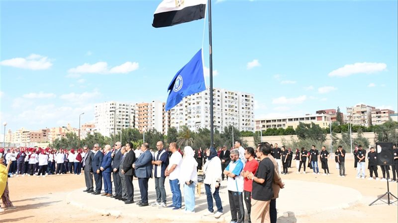 جانب من تحية العلم،