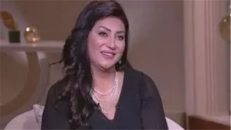 وفاء عامر 
