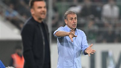 الأهلي يتواصل مع مدرب تركي لتدريب الفريق 