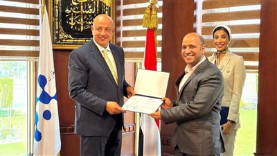 مطارا الغردقة والإسكندرية يحصدان جوائز الاستدامة الإفريقية