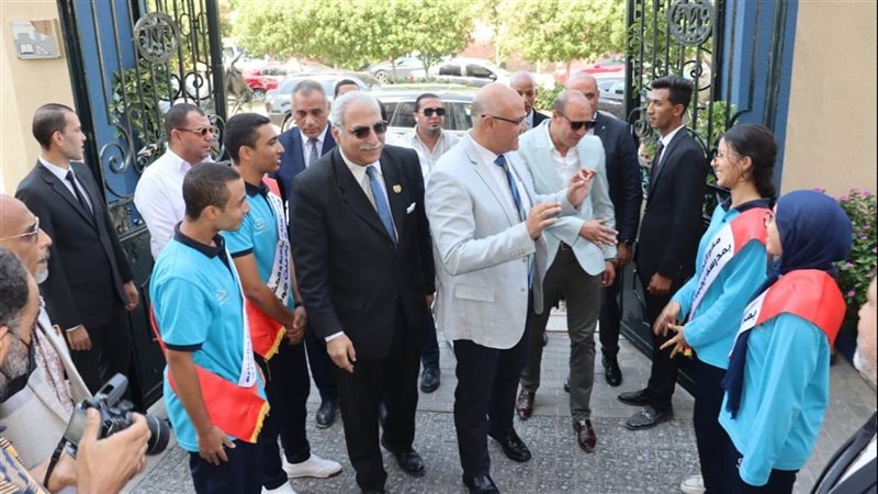 محافظ القليوبية خلال