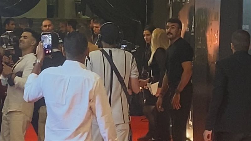أحمد العوضي، فيتو
