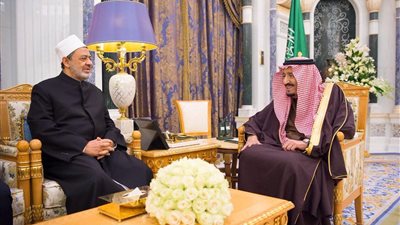 شيخ الأزهر يهنئ خادم الحرمين الشريفين وولي العهد السعودي باليوم الوطني الـ 95 للمملكة