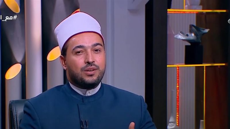  الدكتور السيد عرفة،
