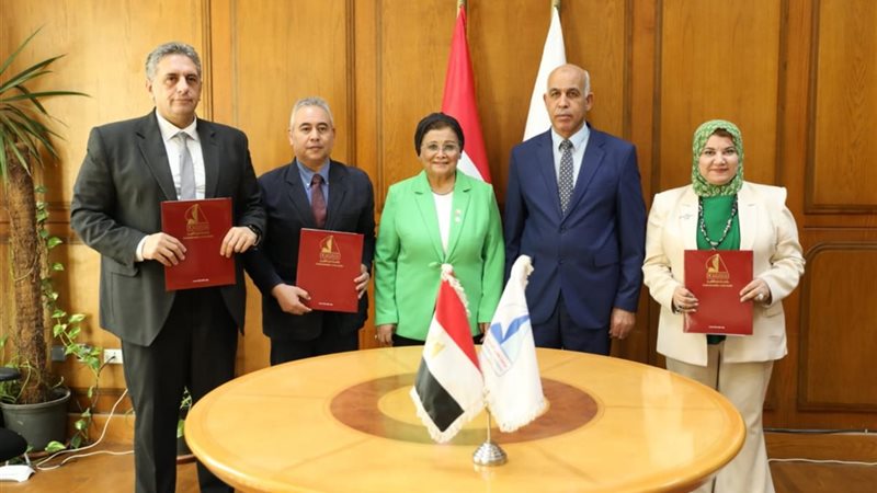 د.عبلة الألفي خلال