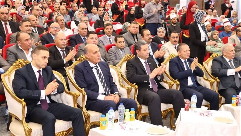 محافظ دمياط يشارك