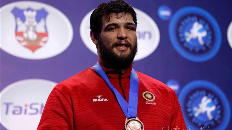 عبد اللطيف منيع،