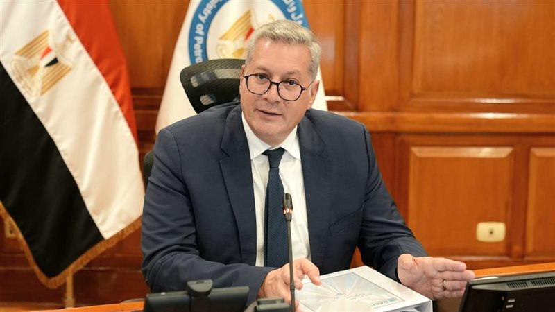 وزير البترول،فيتو