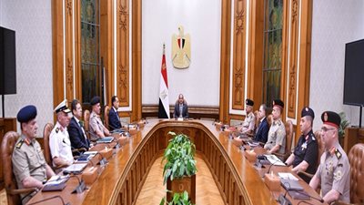 تفاصيل اجتماع الرئيس السيسي مع مدبولي ووزيري الدفاع والداخلية وكبار رجال الدولة (فيديو وصور)