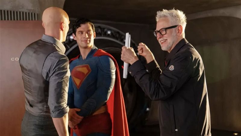 Superman، فيتو