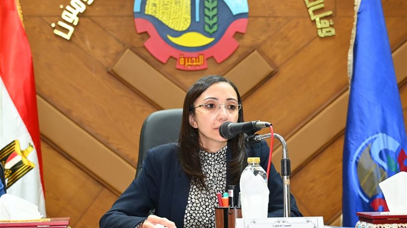 الدكتورة جاكلين عازر