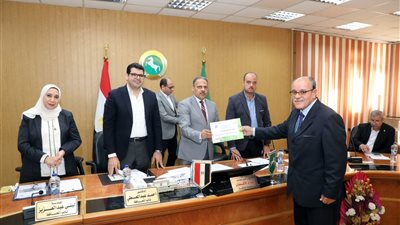  محافظ الشرقية يدعو المجلس التنفيذي لحضور مهرجان الخيول 