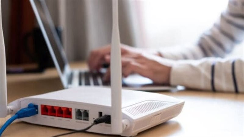حكم سرقة الإنترنت