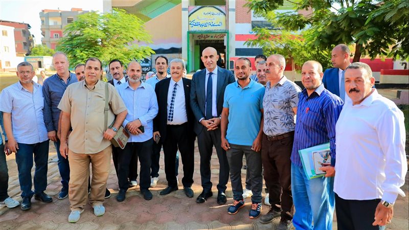 محمد عبد اللطيف وزير