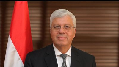وزير التعليم العالي: الطاقة والمياه والزراعة والصحة والصناعة في صدارة أولويات البحث العلمي