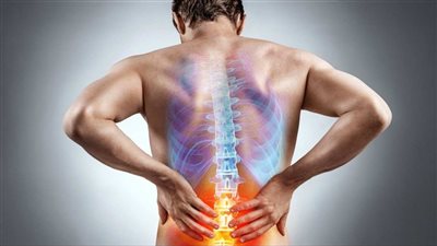 أعراض عرق النسا وأسبابه ومخاطر الإصابة به