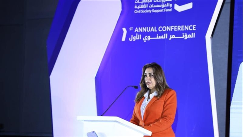  الدكتورة منال عوض