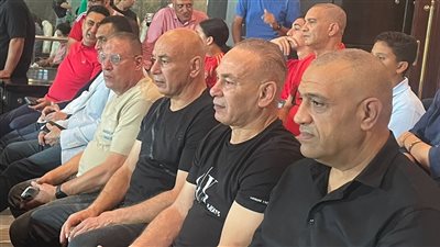 جهاز منتخب مصر يحضر مباراة الأهلي والزمالك في الدوري