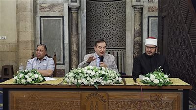 لحماية وعي الشباب، الجامع الأزهر يحذر من الآثار السلبية لمواقع التواصل 