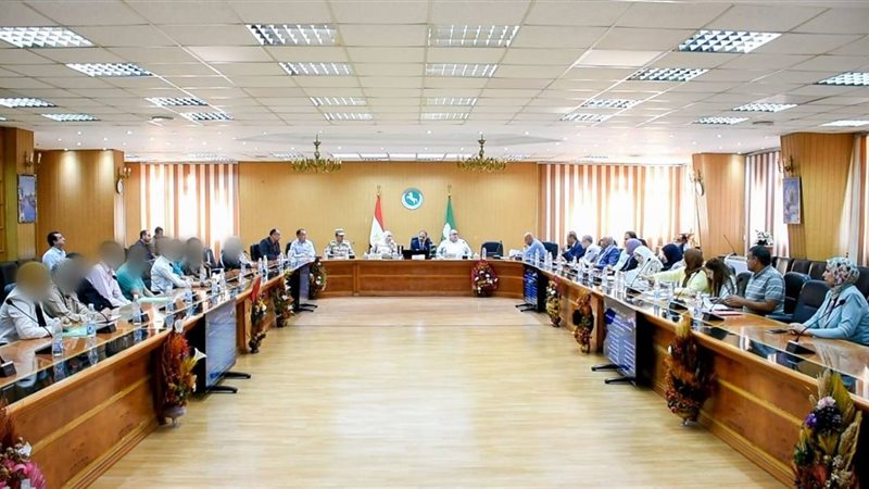 محافظ الشرقية, فيتو