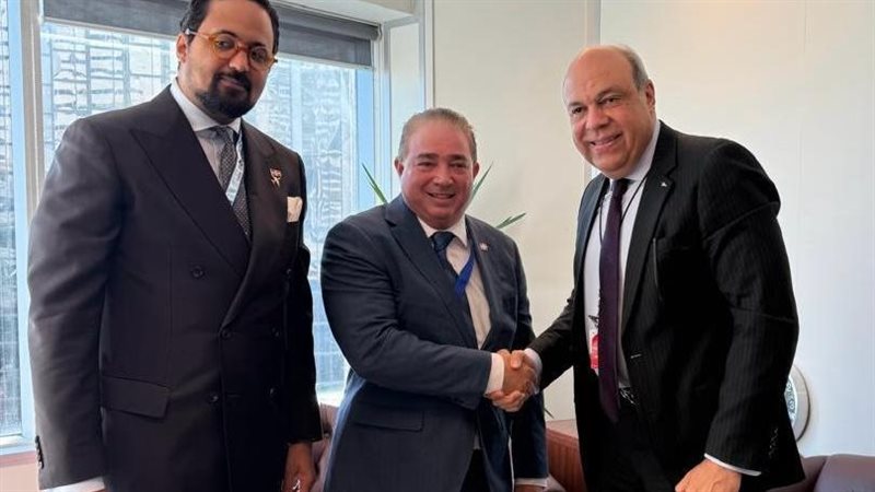 وزير الطيران المدني