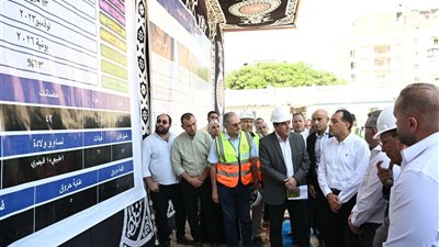 رئيس الوزراء يتفقد الأعمال الإنشائية لمشروع مستشفى أشمون المركزي الجديد بالمنوفية (صور)
