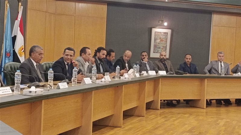 برتوكول بين العربية