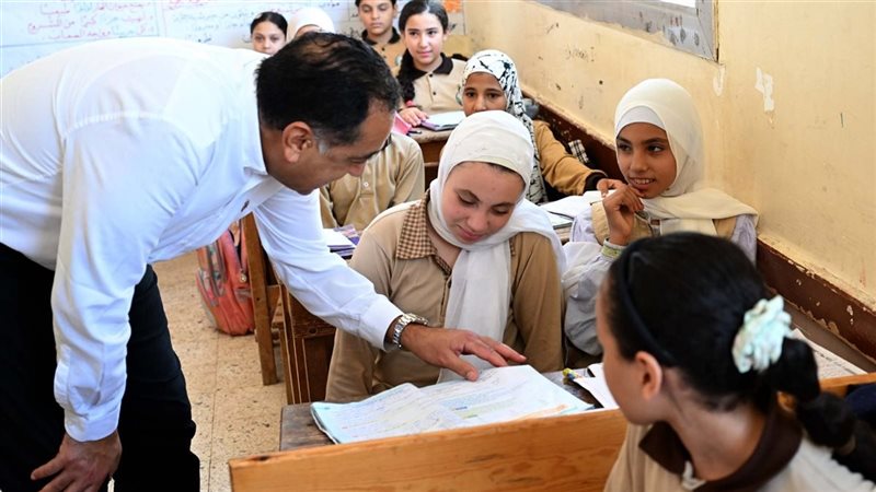 رئيس الوزراء يتفقد