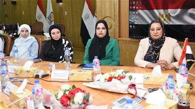 جامعة عين شمس توقع بروتوكول تعاون مع محافظة قنا لإعداد دليل الهوية البصرية والعمرانية 