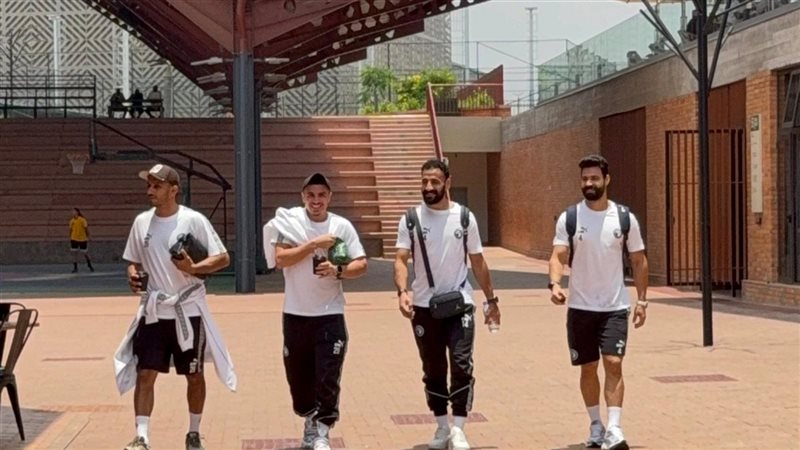 بيراميدز، فيتو