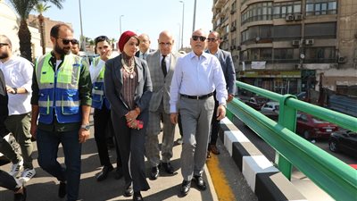 محافظ القاهرة يتفقد كوبري أحمد سعيد المعدني بعد انتهاء أعمال تطويره