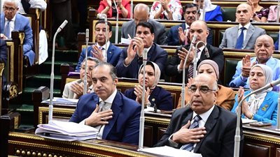 لمحاولة توضيح تراجعه، سجال بين رئيس النواب وعدنان فنجري بسبب 