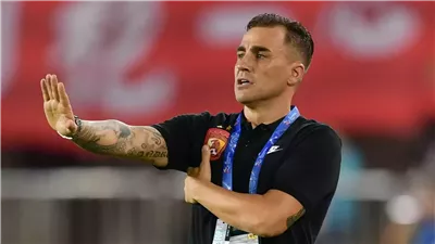 بعد ارتباط اسمه بالأهلي، كانافارو يوافق على تدريب منتخب أوزبكستان 