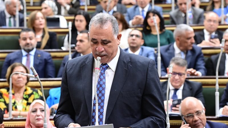  عبد الحليم علام،
