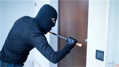 تفسير حلم السرقة في المنام وعلاقته بالتردد في اتخاذ القرار 