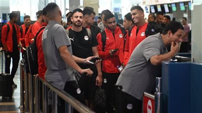منتخب مصر المشارك في كأس العرب يغادر للمغرب (صور)