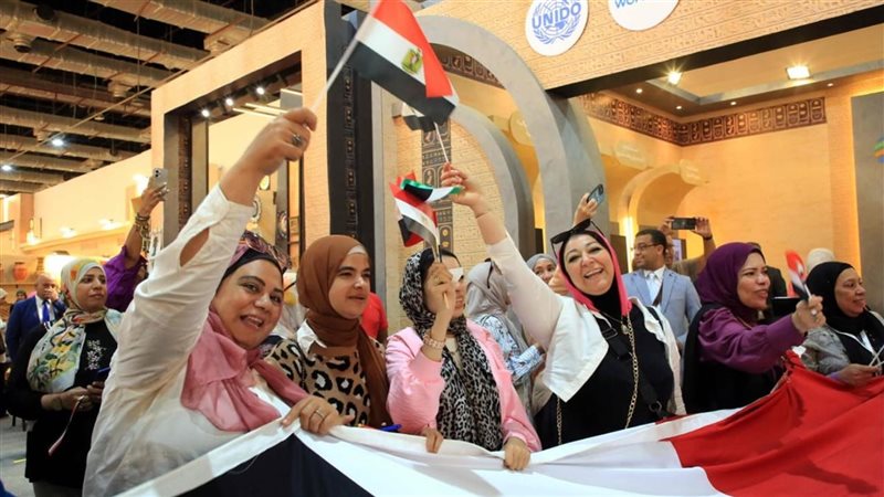 جانب من الاحتفالات،فيتو