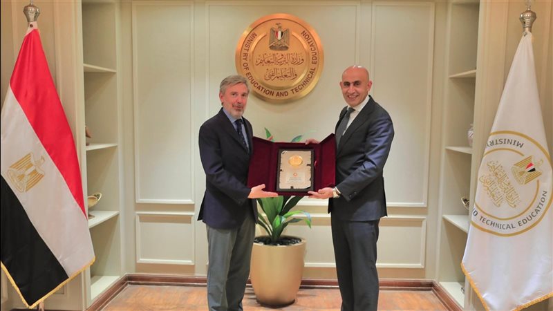 محمد عبد اللطيف وزير
