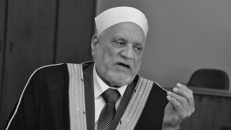 الدكتور أحمد عمر