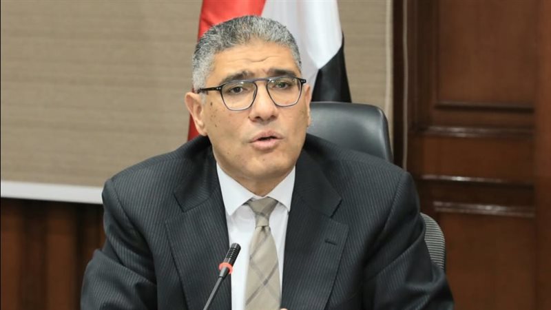 محافظ الجيزة 