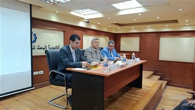 ورشة عمل بأكاديمية البحث العلمي تناقش خارطة طريق للاستغلال الأمثل لزيوت التزييت