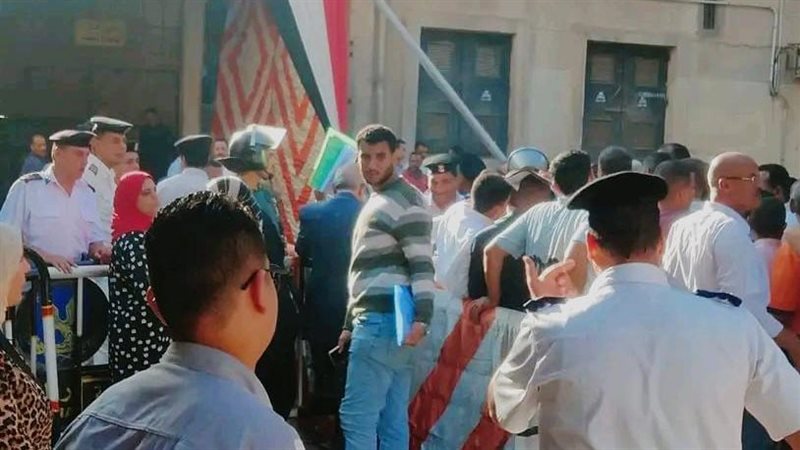تقديم أوراق الترشح