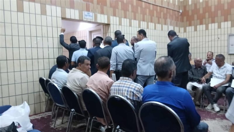 زحام أمام محكمة الإسكندرية