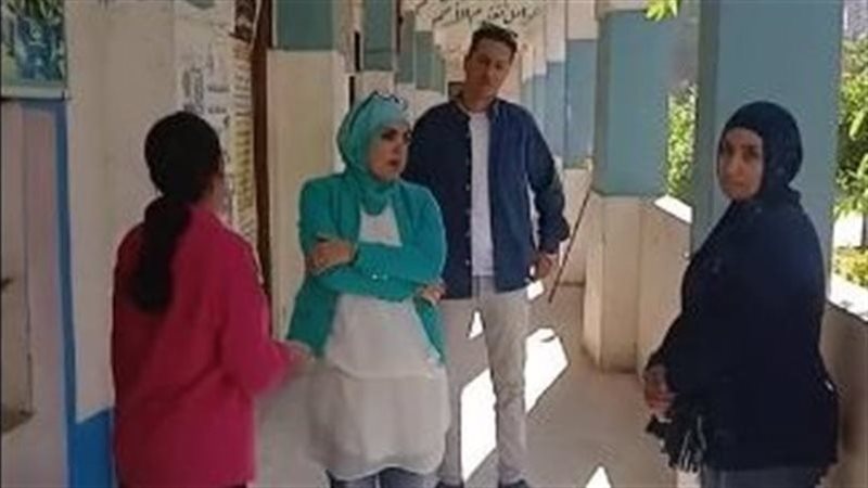 مديرة المدرسة 