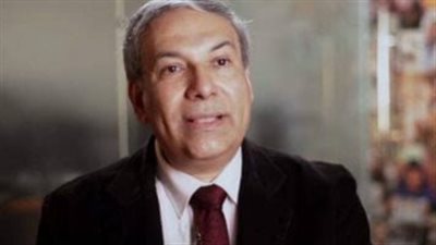 رئيس المركز القومي للمسرح ناعيا عمرو دوارة: نموذج فريد ومخلص للفن المصري 