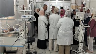 مدير صحة الجيزة يتفقد مستشفى 6 أكتوبر المركزي