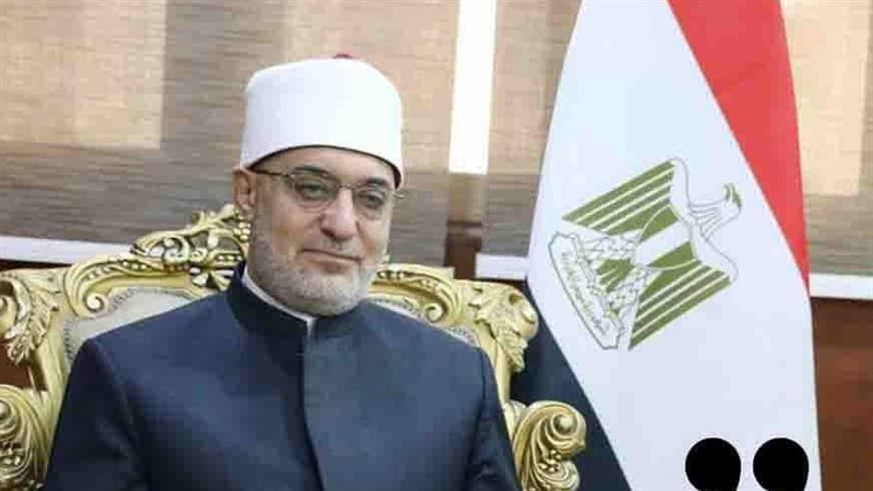 الدكتور نظير عياد،