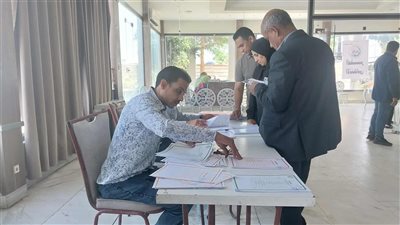 إقبال متوسط على انتخابات نقابة الأطباء الفرعية بأسيوط (فيديو)