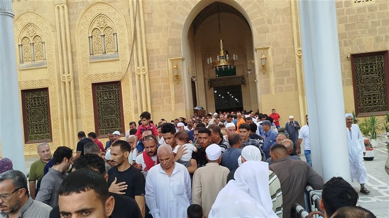 أتينا رحابك يا شيخ