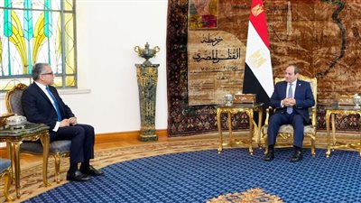 السيسي يستقبل خالد العناني.. ويؤكد: «الفوز بمنصب مدير عام اليونسكو إنجاز تاريخي يعكس المكانة الرفيعة التي تحظى بها مصر».. ويعرب عن بالغ التقدير والامتنان للدول التي منحت مرشح مصر دعمها 